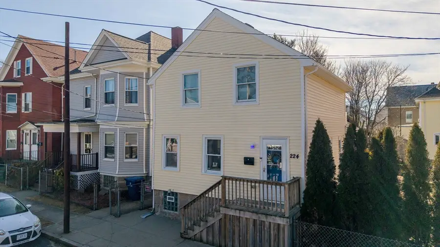 224 Smith St, New Bedford, MA 02740 - #2