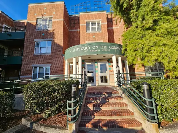 10 Pleasant St #115, Lynn, MA 01902