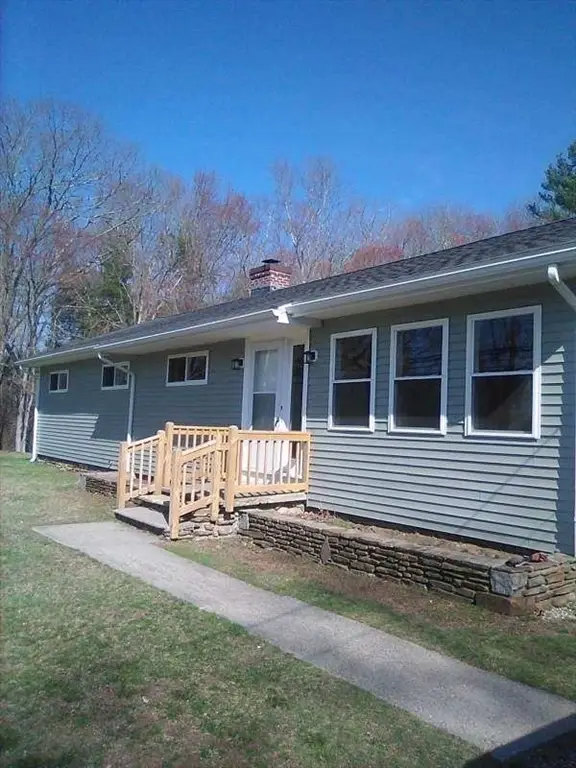 76 Hall Road, Sturbridge, MA 01566