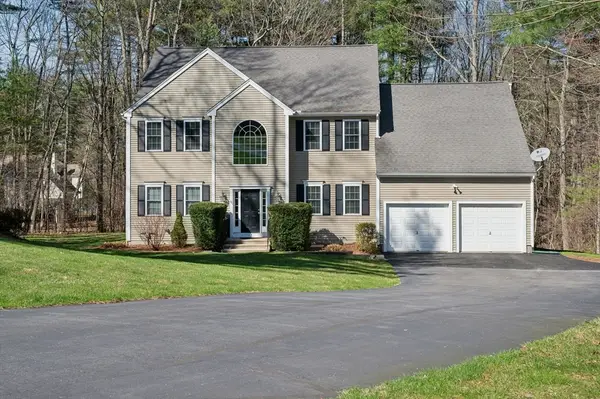 320 Lincoln Circle, Northbridge, MA 01534
