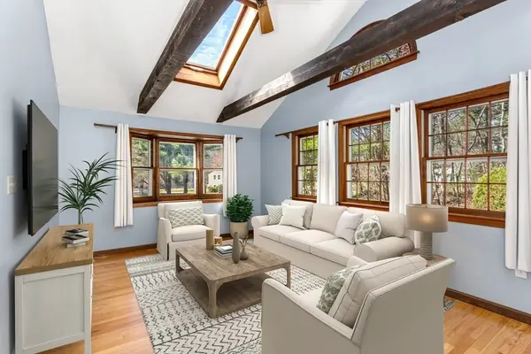 4 Independence Lane, Millis, MA 02054