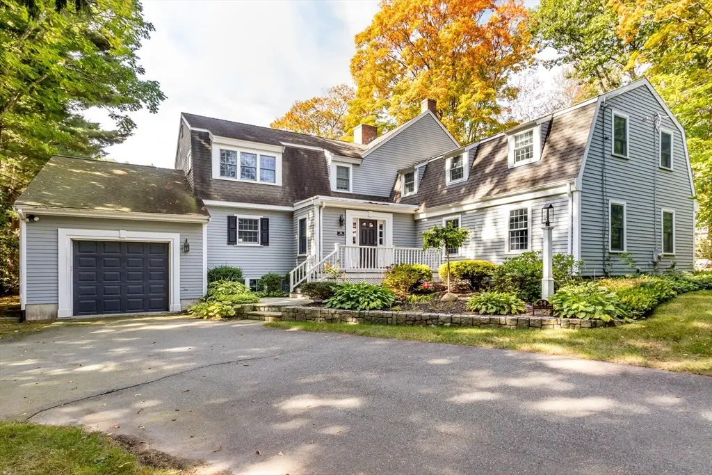 34 Brush Hill Ln, Milton, MA 02186 - #1