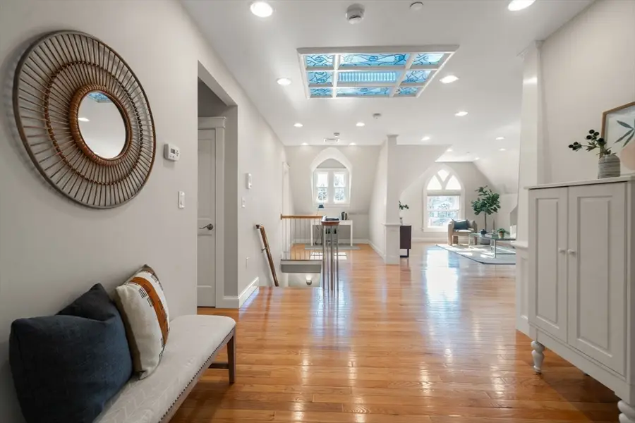 447 Washington St #3, Brookline, MA 02446 - #3