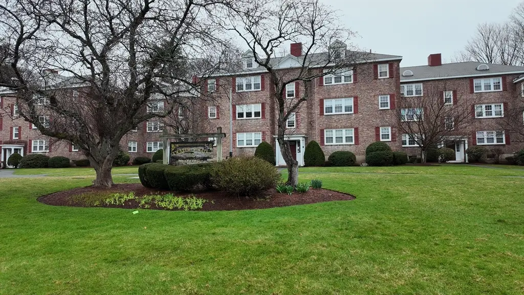 9 Dexter St #4, Malden, MA 02148 - #1