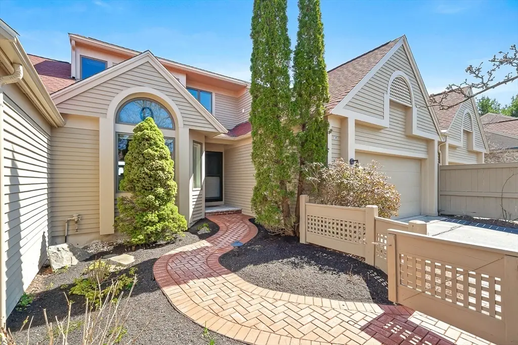 7 Wainwright Road #107, Winchester, MA 01890 - #1