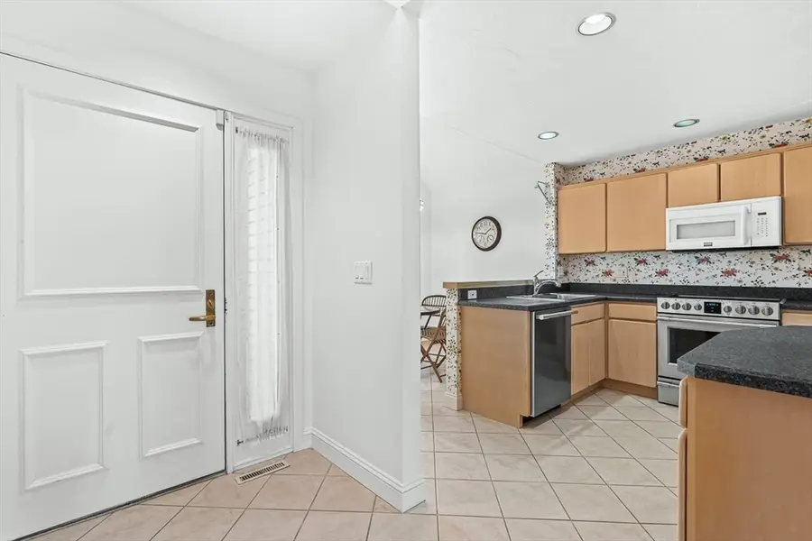 7 Wainwright Road #107, Winchester, MA 01890 - #3