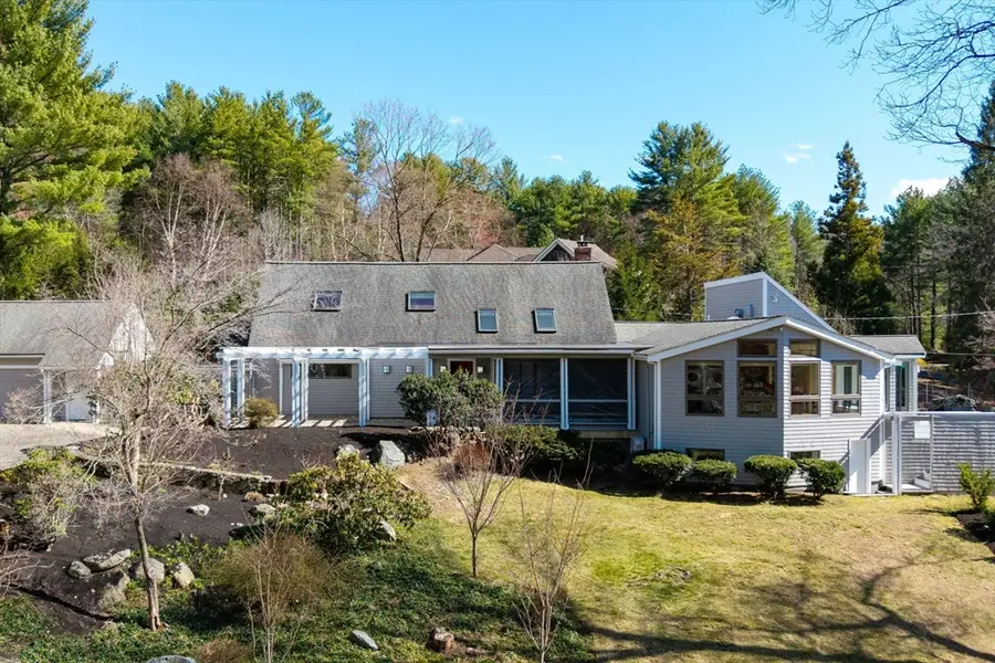 39 Kings Grant Rd, Weston, MA 02493 - #2