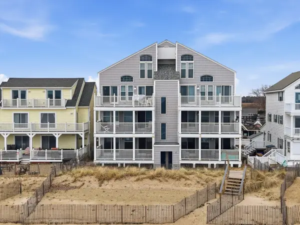 178 N End Blvd #F, Salisbury, MA 01952