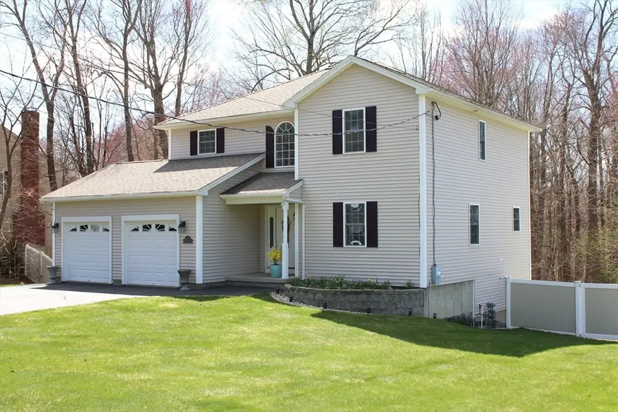 2026 Parker St, Springfield, MA 01128 - #2