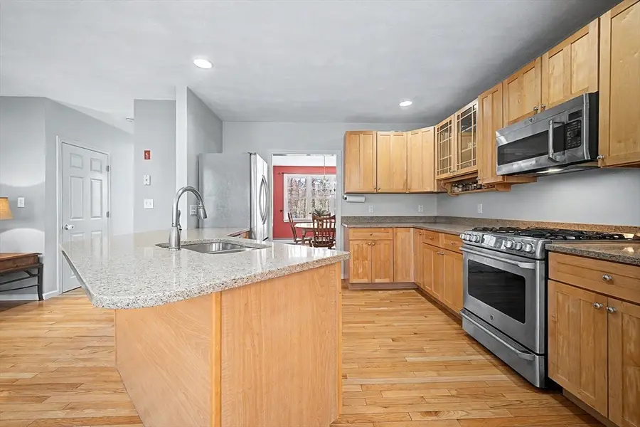 6 Field Pond Rd, Milford, MA 01757 - #3