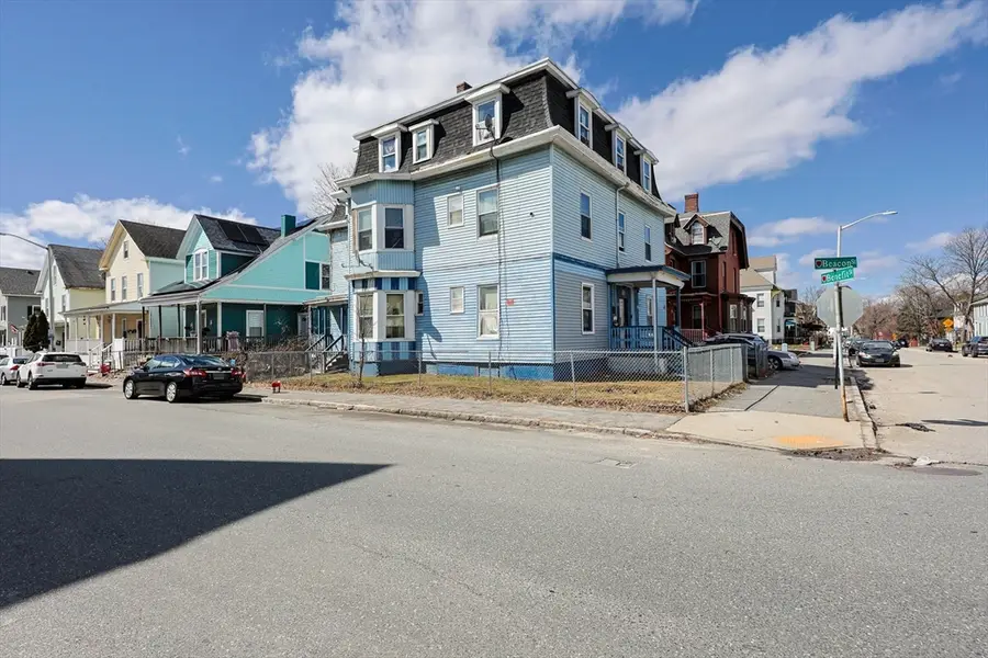 38 Benefit St, Worcester, MA 01610 - #3