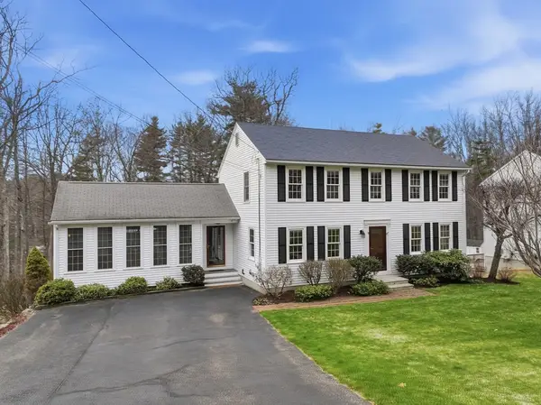 51 Clark Rd, Sturbridge, MA 01518