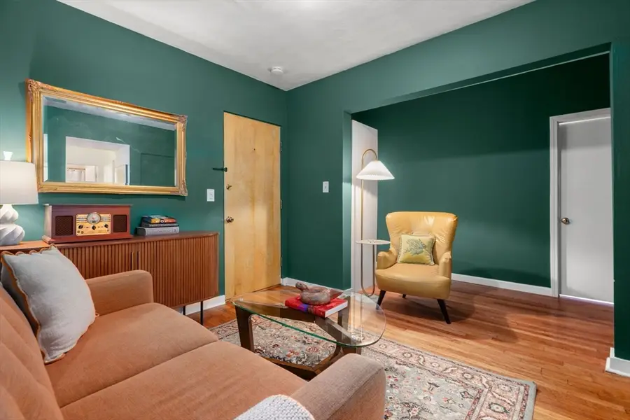 1404 Commonwealth Ave #17, Boston, MA 02135 - #3