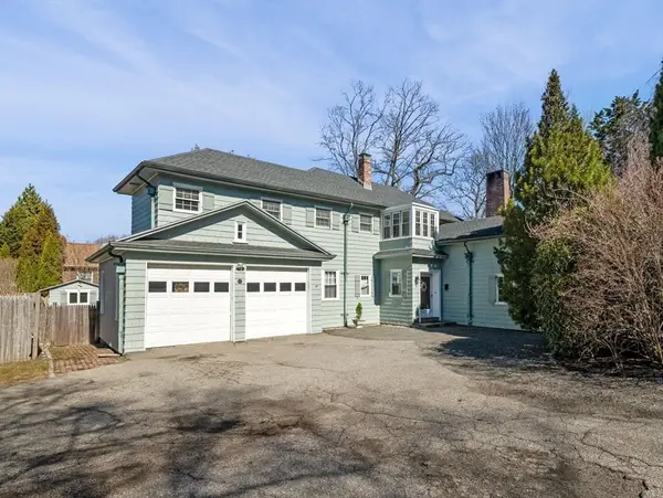 440 Puritan Rd, Swampscott, MA 01907