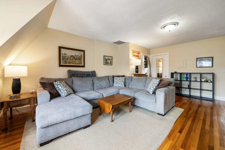 4 Alden St #3, Danvers, MA 01923 - #2