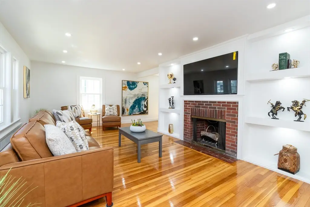 27 Ellison Ave, Boston, MA 02126 - #1