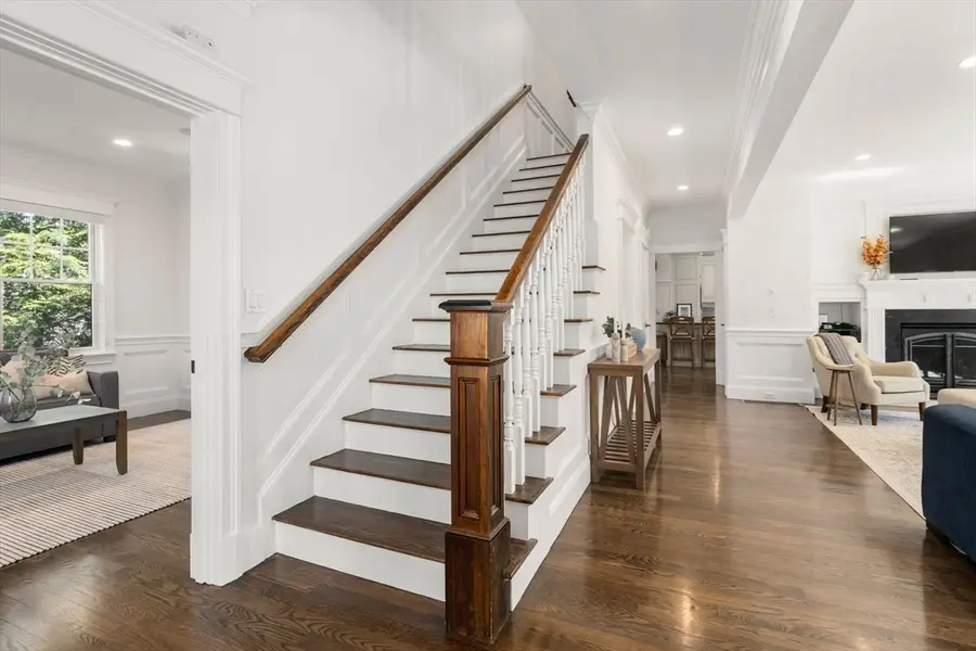 33 Everett Street, Concord, MA 01742 - #3
