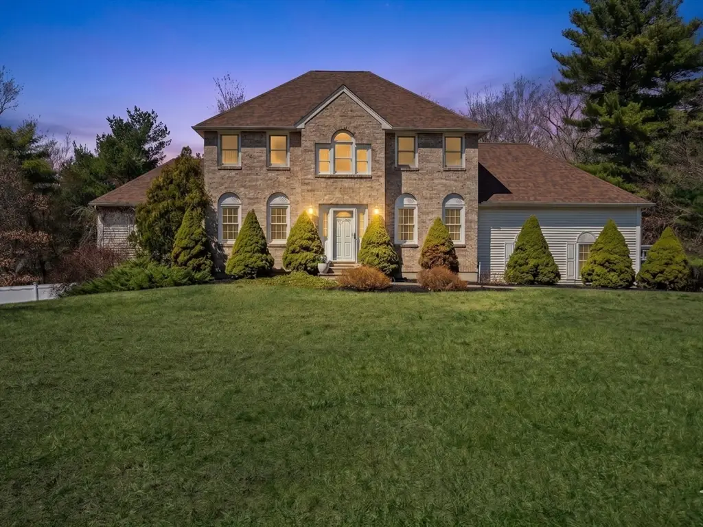 14 Hickory Ln, Ipswich, MA 01938 - #1