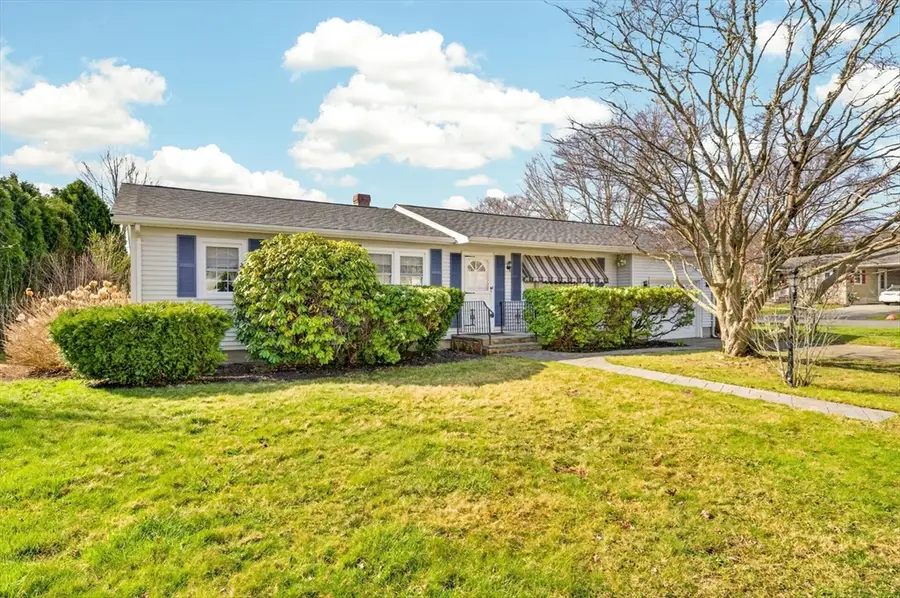 26 Sable Ave, Dartmouth, MA 02747 - #2