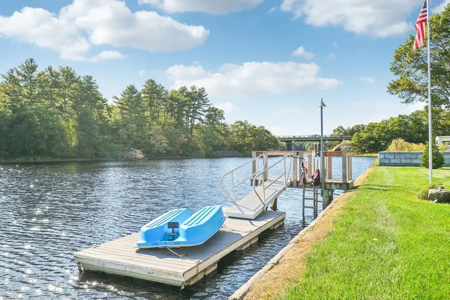 39 Water Street, Assonet, MA 02702 - #3