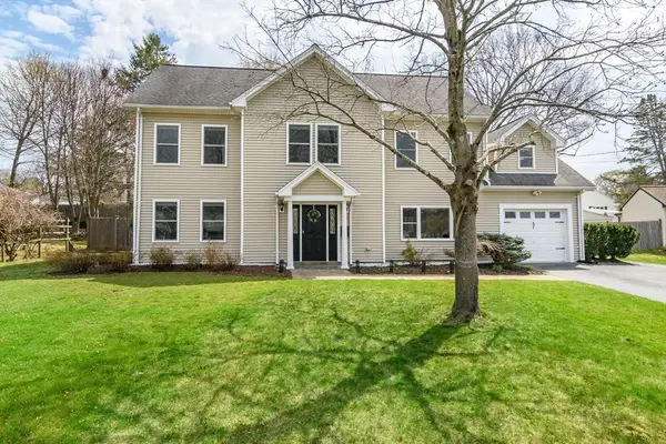 3 Leighton St, Natick, MA 01760