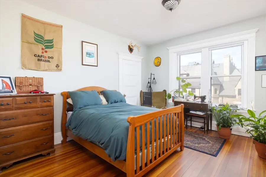 16 Garrison Rd #5, Brookline, MA 02445 - #3