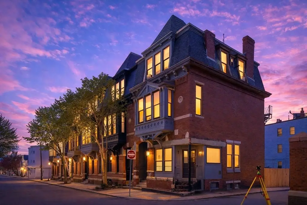 124 F St, Boston, MA 02127 - #1