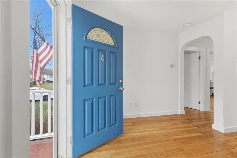 4 Belcher St, Canton, MA 02021 - #2