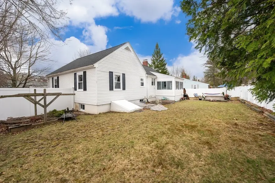 481 Upham St, Melrose, MA 02176 - #3