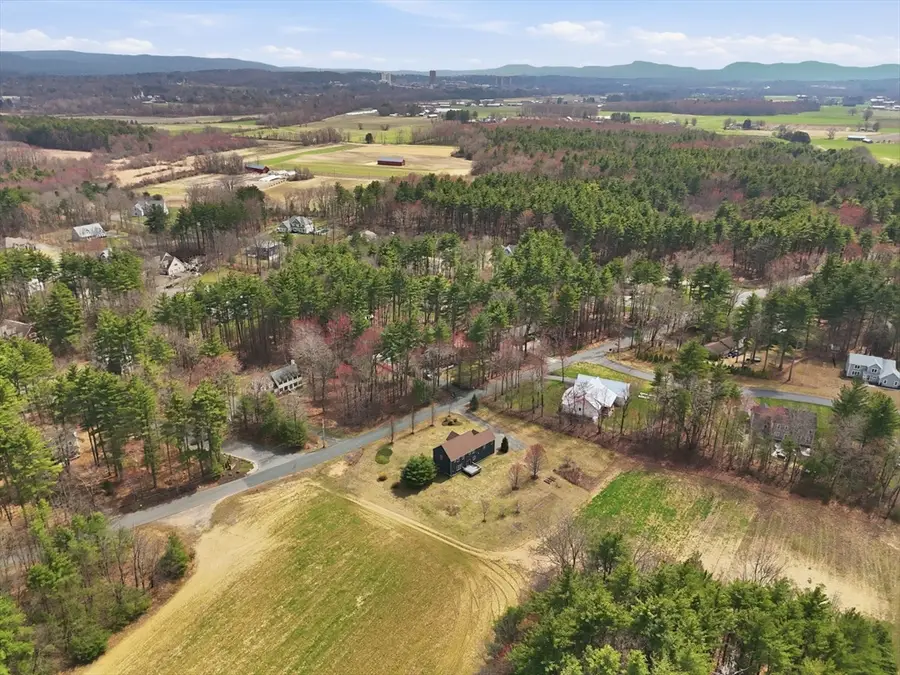 13 Shattuck Rd, Hadley, MA 01035 - #3