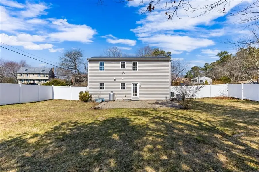 21 King Ave, Plymouth, MA 02360 - #3