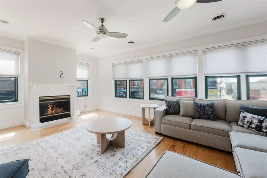 6 Cushing St #1, Waltham, MA 02453 - #2