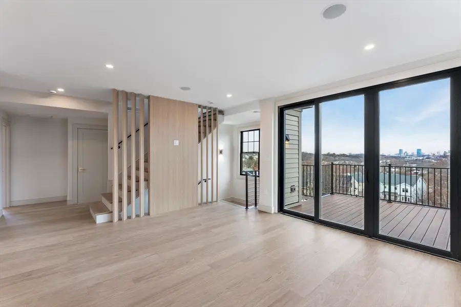 142 Metropolitan #U:2, Boston, MA 02131 - #2