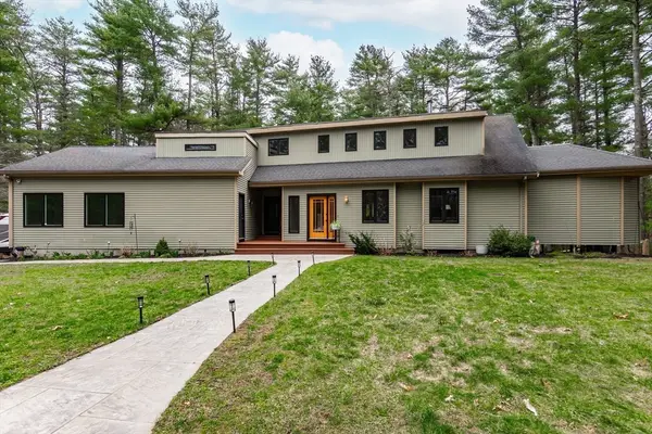 170 Pine St, Norton, MA 02766