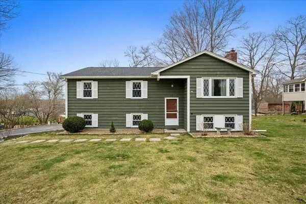 20 Jaybee Ave, Dudley, MA 01571