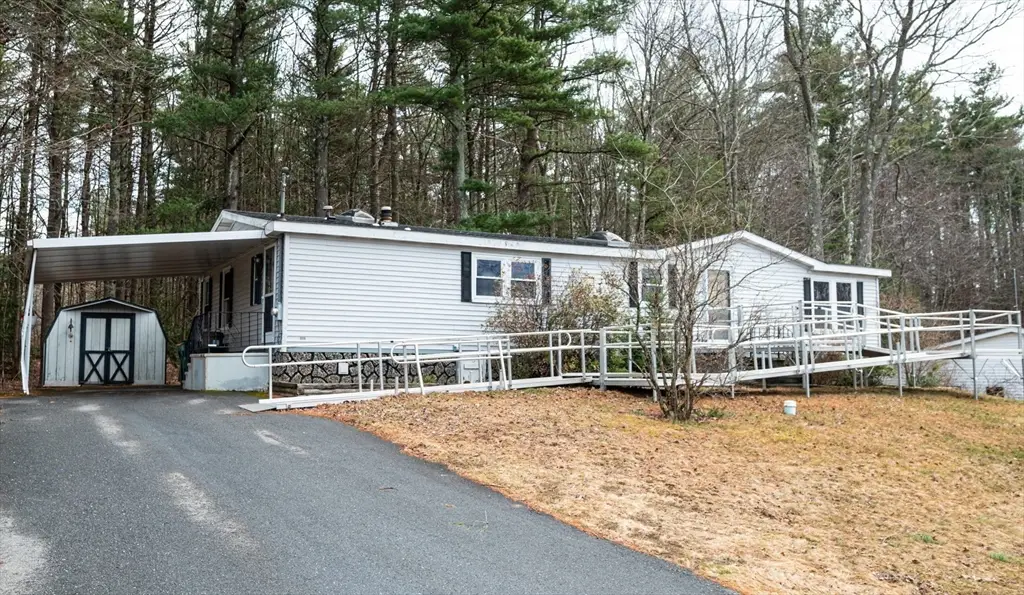 131 Champagne, Gardner, MA 01440 - #1