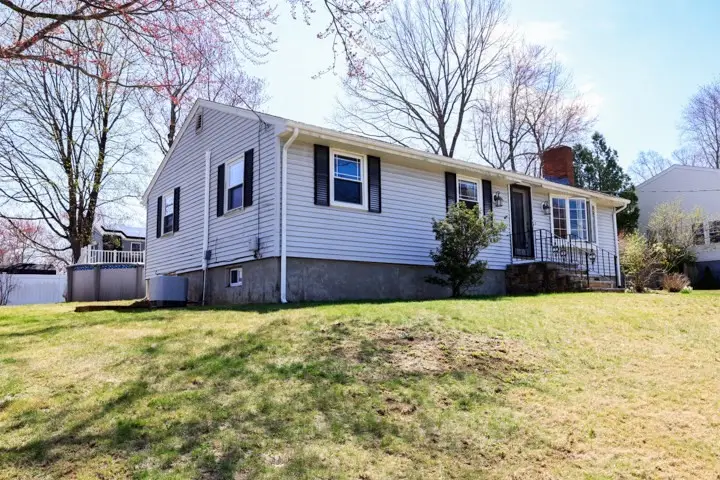 16 Willow Rd, Milford, MA 01757 - #3