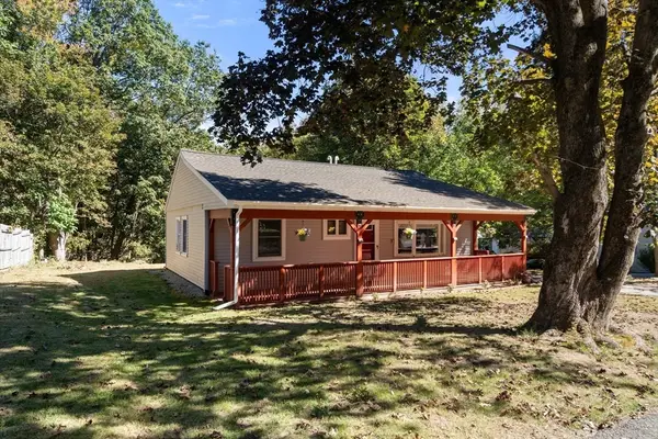 18 Edgewood, Dr, Holden, MA 01520