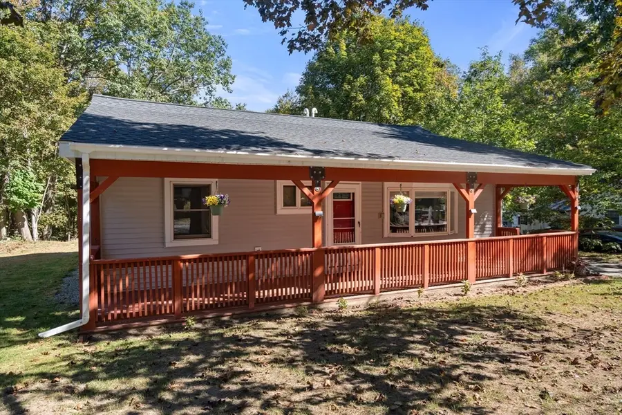 18 Edgewood, Dr, Holden, MA 01520 - #2