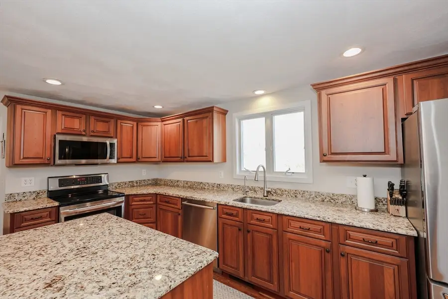 2 Natalie Rd, Chelmsford, MA 01824 - #2