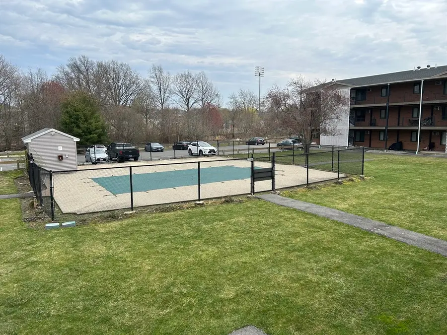 16 Arizona Ter #4, Arlington, MA 02474 - #3