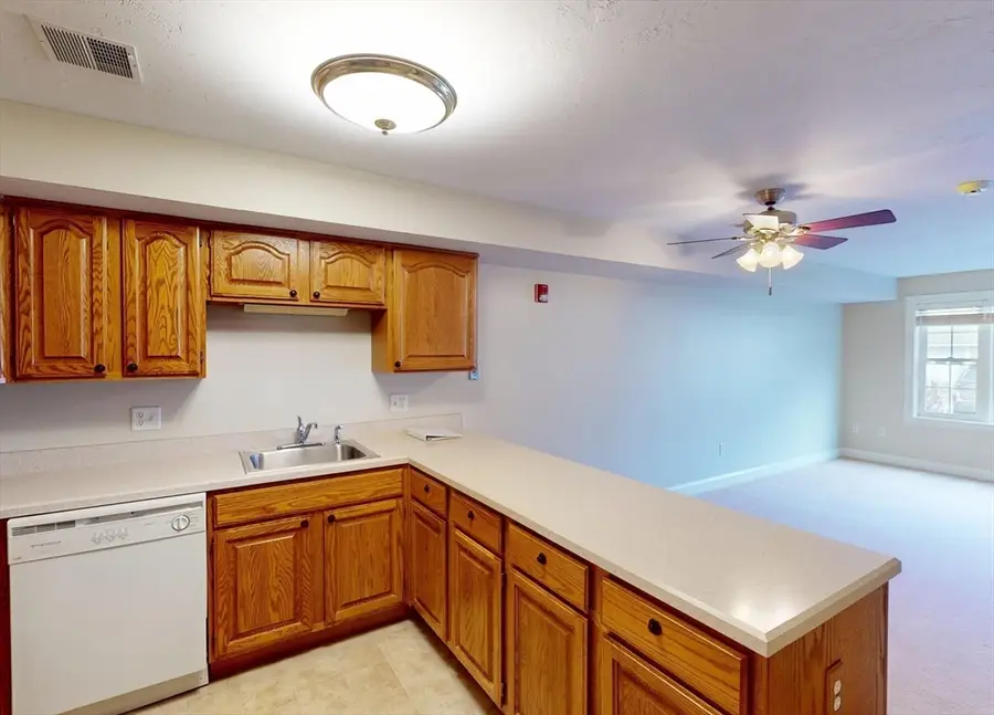 23 Greenleaves Drive #105, Amherst, MA 01002 - #3