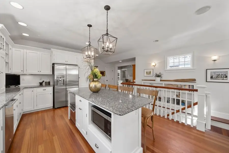 104 Standish St, Duxbury, MA 02332 - #3