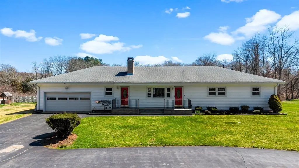 415 Chase Rd, Dartmouth, MA 02747 - #1