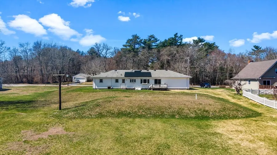 415 Chase Rd, Dartmouth, MA 02747 - #3