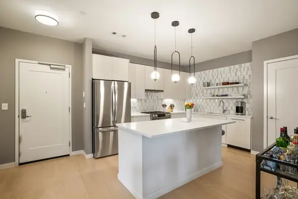 45 W 3rd St #313, Boston, MA 02127