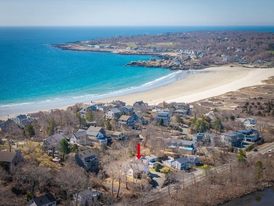 129 Thatcher Rd, Gloucester, MA 01930 - #2