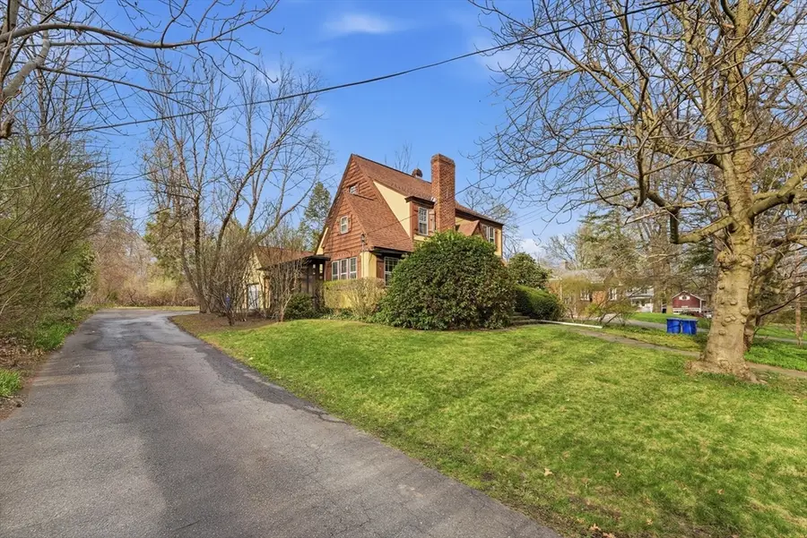 104 Spring St, Amherst, MA 01002 - #2