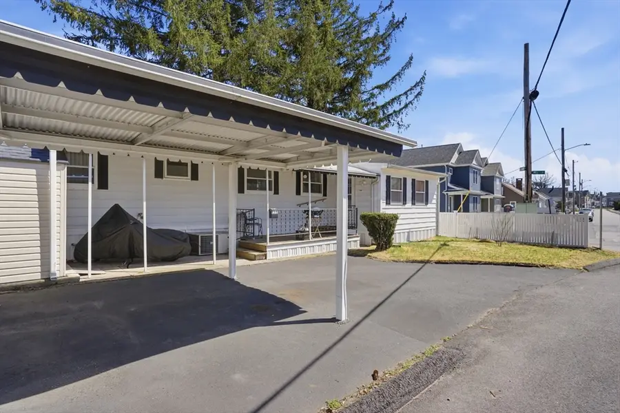 1346 Newport Aven #c-11, Attleboro, MA 02703 - #3