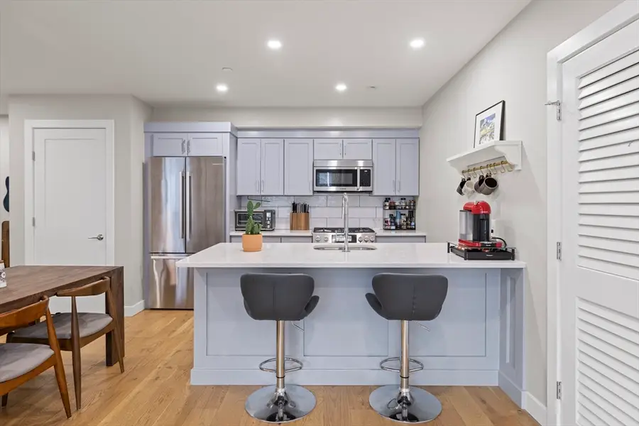 10-16 Everett #204, Boston, MA 02128 - #2